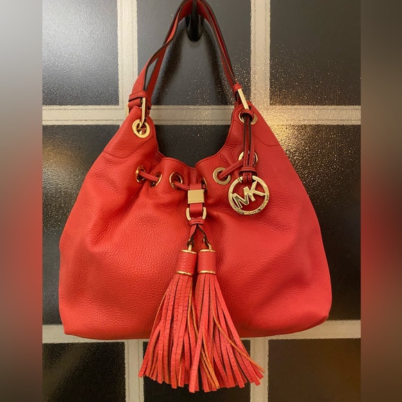 Michael Kors Camden watermelon/coralLeather Shoulder Bag - Picture 1 of 7